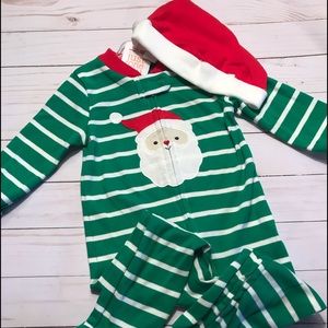 SALE Christmas outfit HOST PICK Santa Outfit 9m baby sleeper with hat